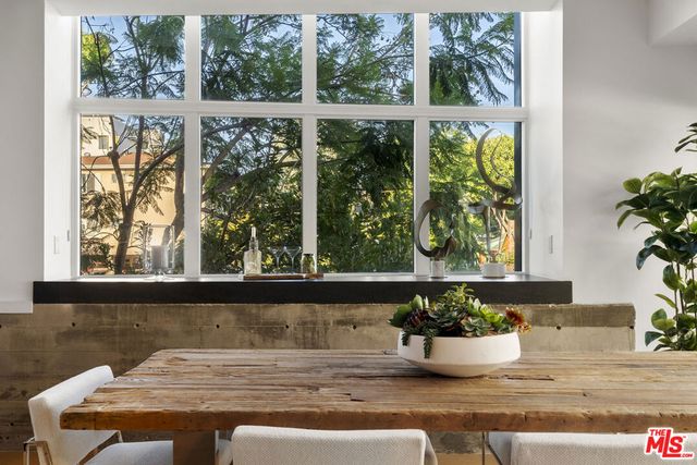 1033 N Vista Street, West Hollywood, CA 90046