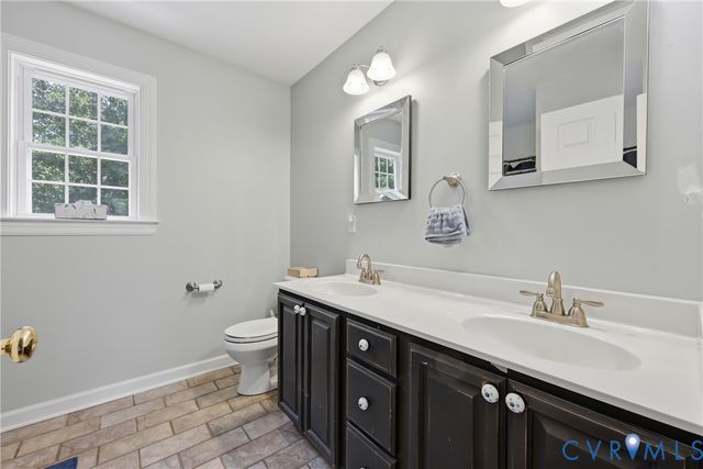 13155 Greenwood Creek Dr, Ashland, VA 23005