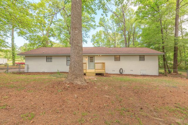 1068 Beaverdale Road NE, Dalton, GA 30721