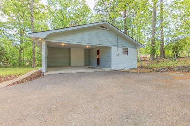 1068 Beaverdale Road NE, Dalton, GA 30721
