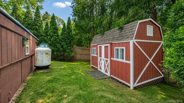 16 Yaphank Middle Island Road, Middle Island, NY 11953