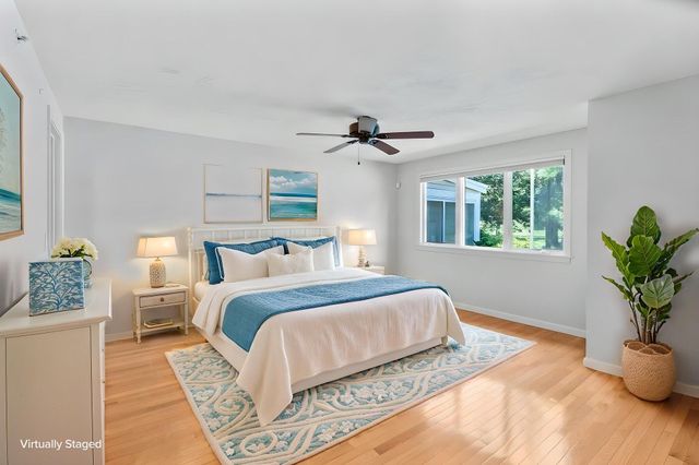 7 Par Three Court, Mashpee, MA 02649