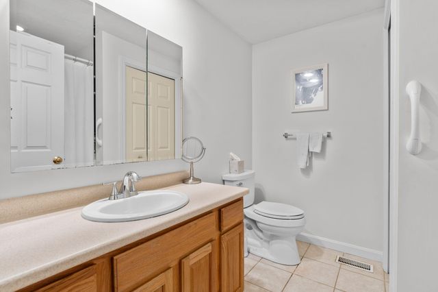 7 Par Three Court, Mashpee, MA 02649
