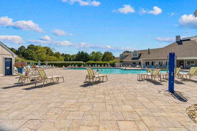 7 Par Three Court, Mashpee, MA 02649