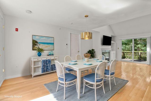 7 Par Three Court, Mashpee, MA 02649