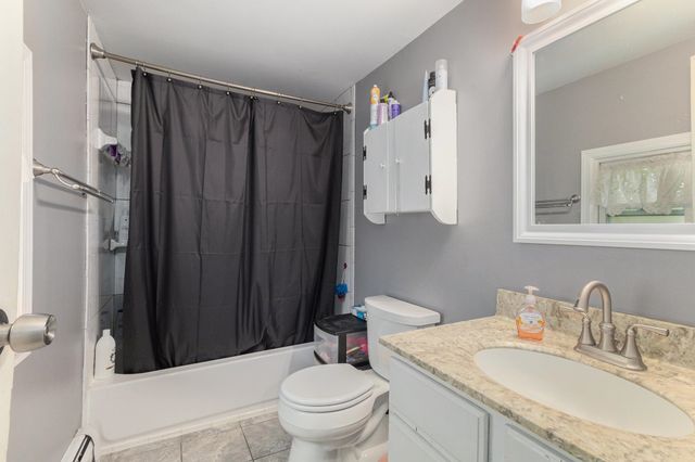 4646 Howland Road, Almont, MI 48003