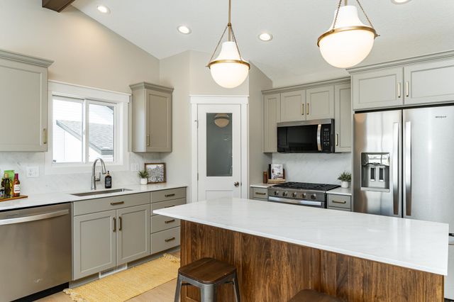 1830 Brandt Drive NE, Byron, MN 55920