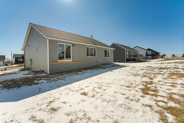 1830 Brandt Drive NE, Byron, MN 55920