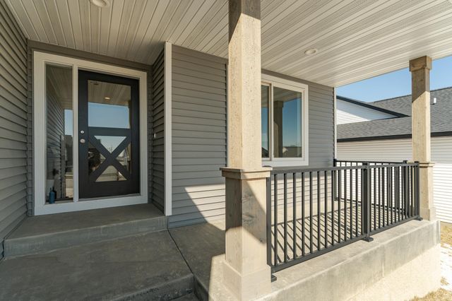 1830 Brandt Drive NE, Byron, MN 55920