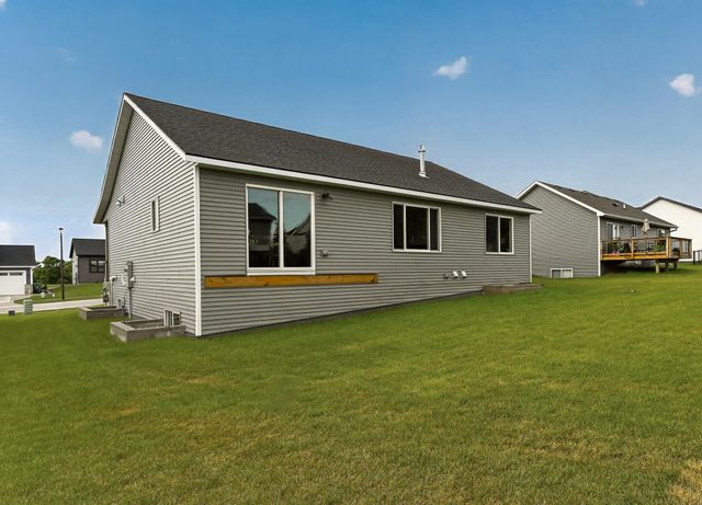 1830 Brandt Drive NE, Byron, MN 55920