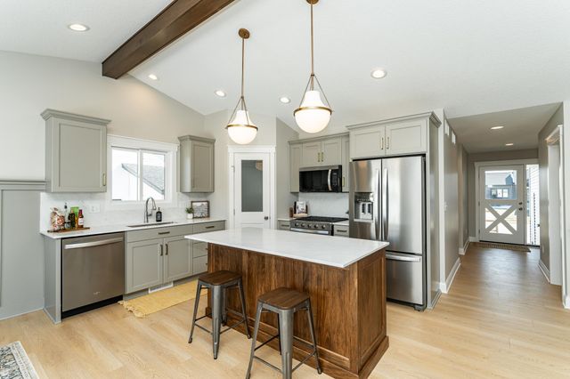 1830 Brandt Drive NE, Byron, MN 55920