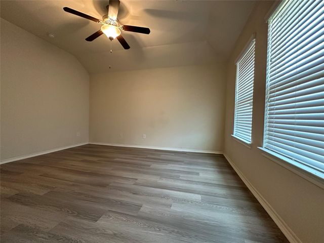 1934 Acorn Glen Trail, Fresno, TX 77545