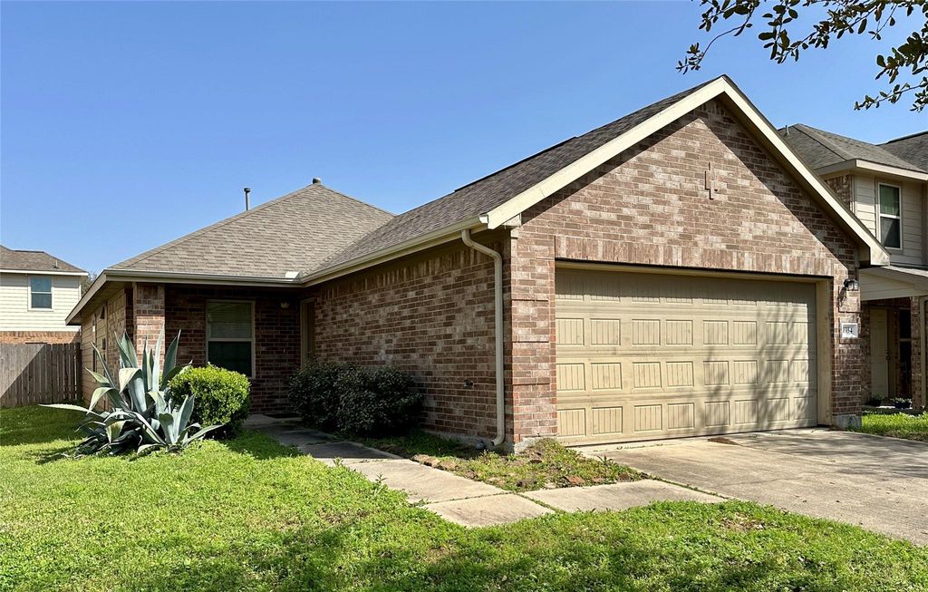 1934 Acorn Glen Trail, Fresno, TX 77545