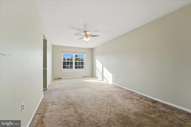 305 ROESCH AVE, Oreland, PA 19075