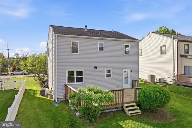 305 ROESCH AVE, Oreland, PA 19075