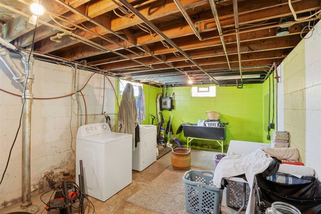 1620 Delwood Avenue, Wyoming, MI 49509