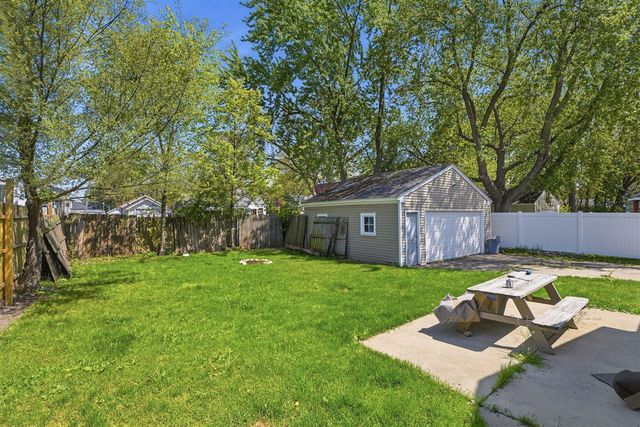 1620 Delwood Avenue, Wyoming, MI 49509