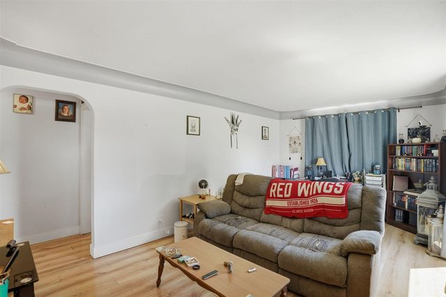 1620 Delwood Avenue, Wyoming, MI 49509