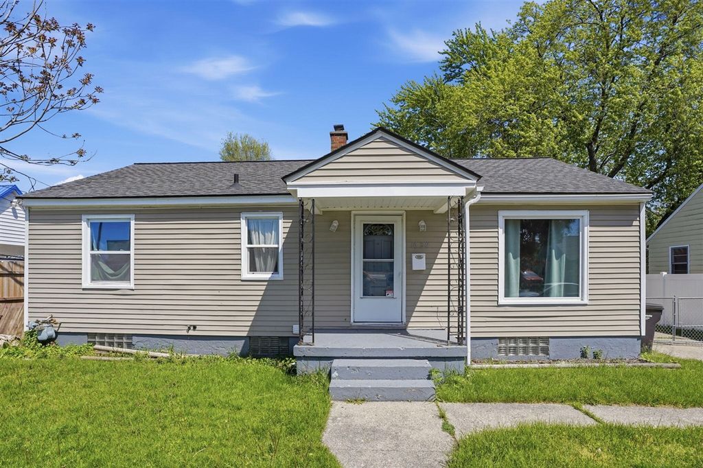 1620 Delwood Avenue, Wyoming, MI 49509