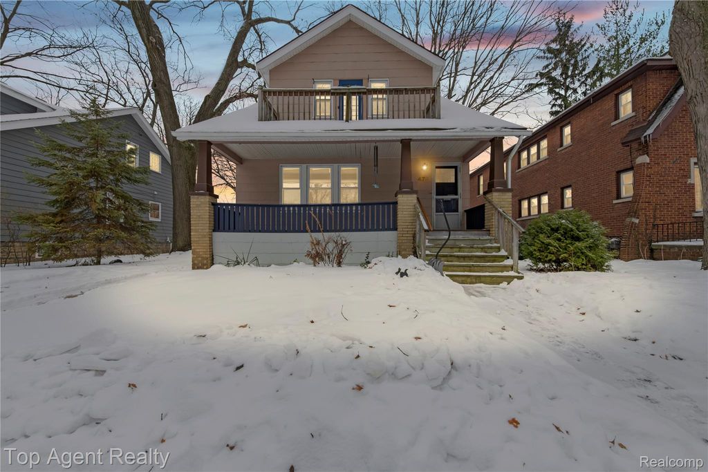 475 W Breckenridge Street, Ferndale, MI 48220