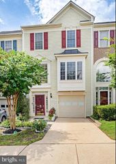 14220 MADRIGAL DR, Woodbridge, VA 22193