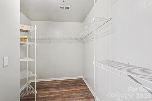 8727 Fieldcroft Drive, Charlotte, NC 28277