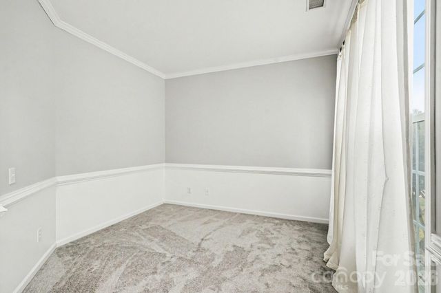 8727 Fieldcroft Drive, Charlotte, NC 28277