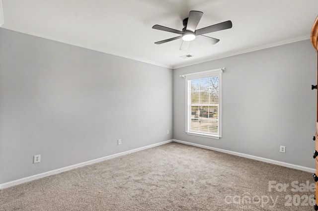 8727 Fieldcroft Drive, Charlotte, NC 28277