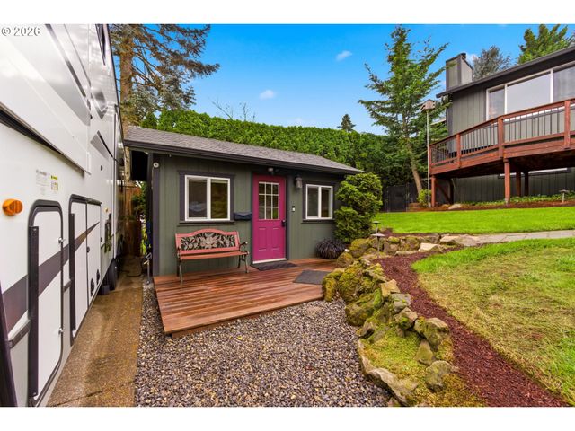 17395 WILES Ct, Gladstone, OR 97027