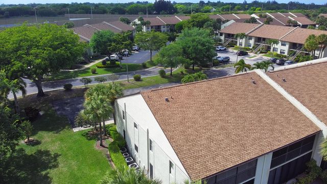 7926 Willow Spring Drive 1317, Lake Worth, FL 33467
