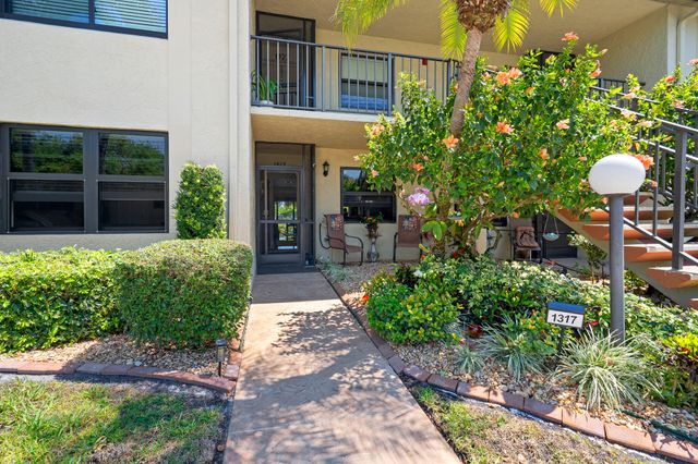 7926 Willow Spring Drive 1317, Lake Worth, FL 33467