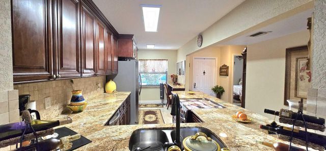 7926 Willow Spring Drive 1317, Lake Worth, FL 33467