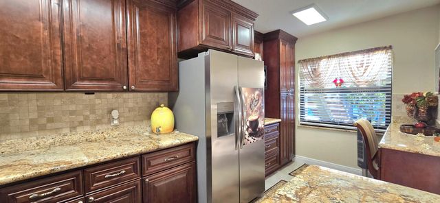 7926 Willow Spring Drive 1317, Lake Worth, FL 33467