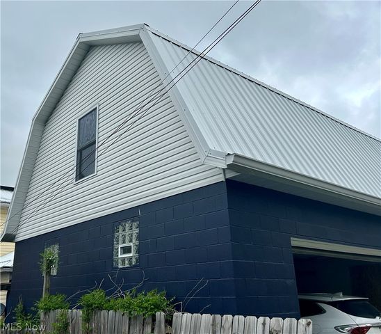 820 Commerce Street, Wellsburg, WV 26070