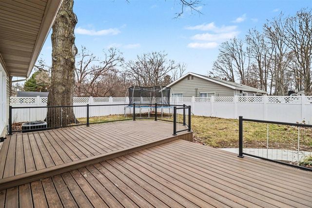 802 N Emily Street, Ludington, MI 49431