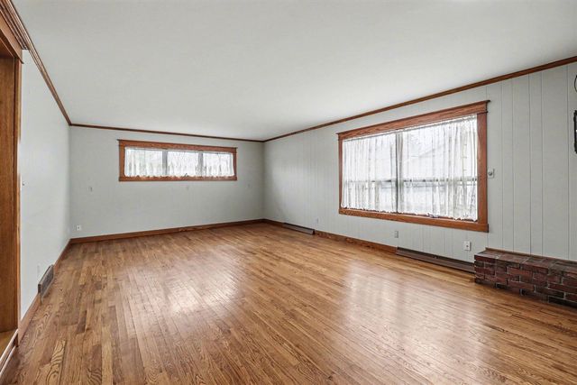 802 N Emily Street, Ludington, MI 49431