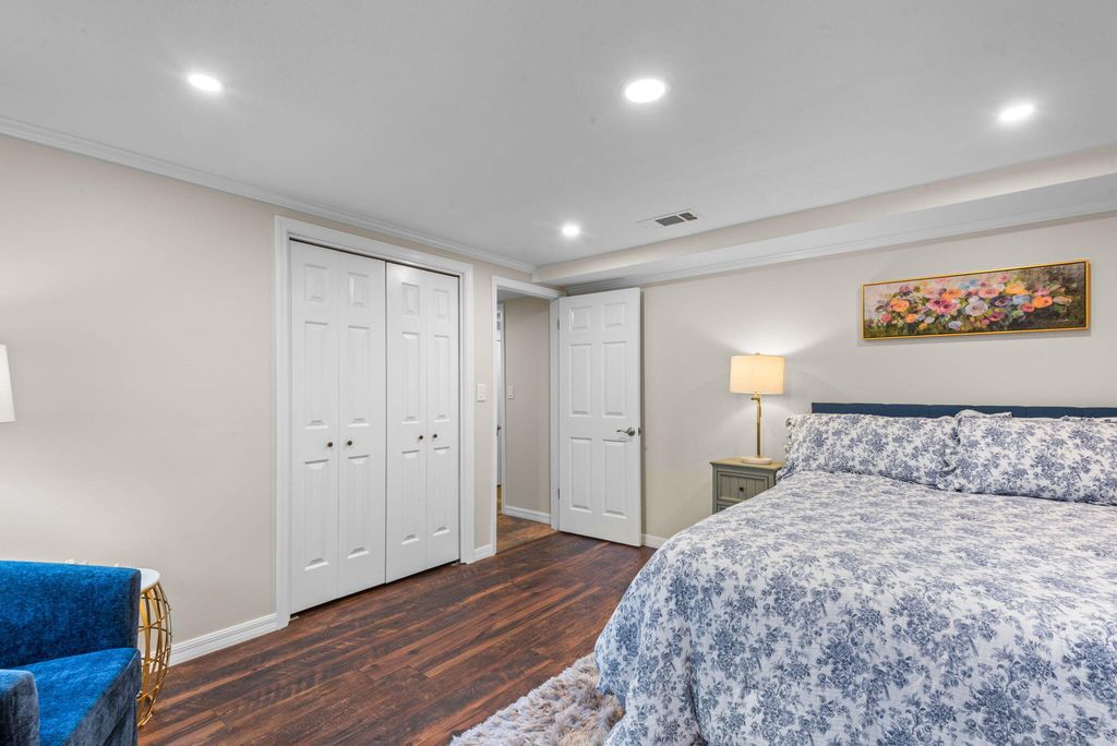 Image 36 of property listing at 5 Maple Avenue, Shalimar, FL 32579