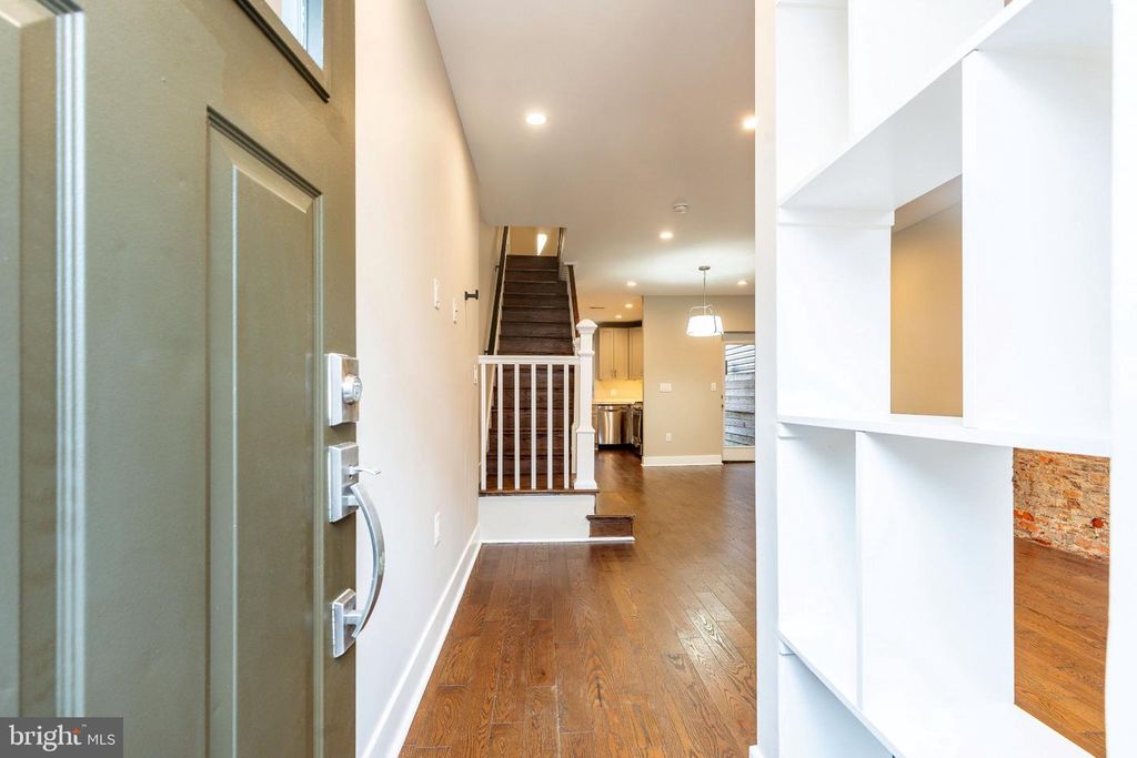 1347 S DOVER ST, PHILADELPHIA, PA 19146 — photo 3