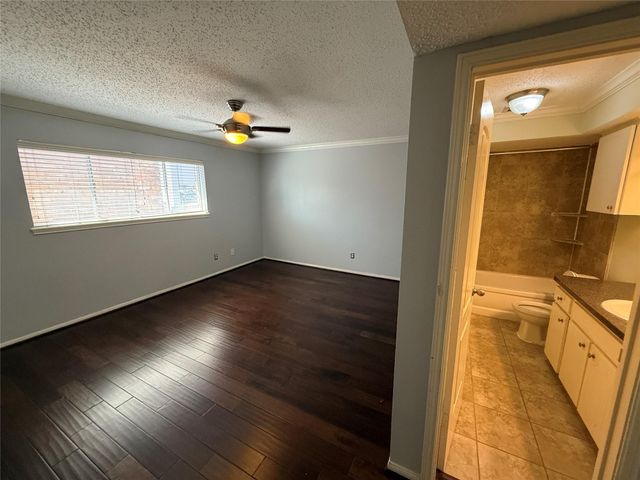 7900 Westheimer Road 228, Houston, TX 77063