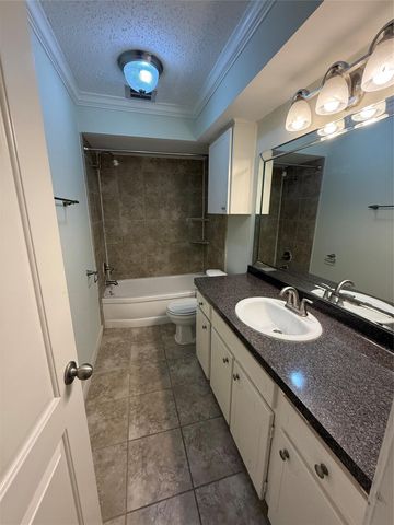 7900 Westheimer Road 228, Houston, TX 77063