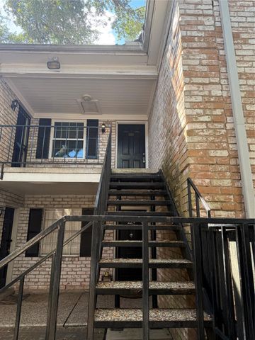 7900 Westheimer Road 228, Houston, TX 77063
