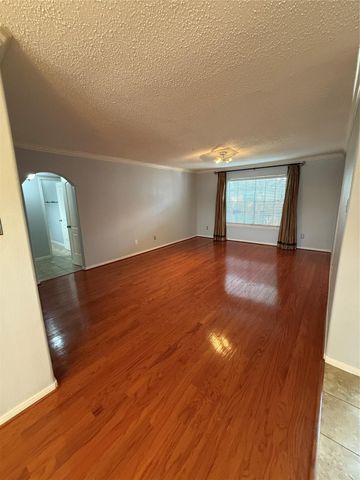 7900 Westheimer Road 228, Houston, TX 77063