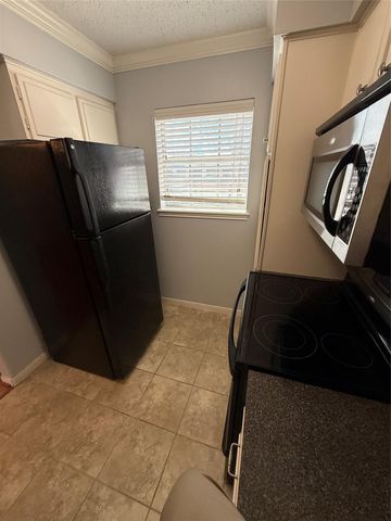 7900 Westheimer Road 228, Houston, TX 77063