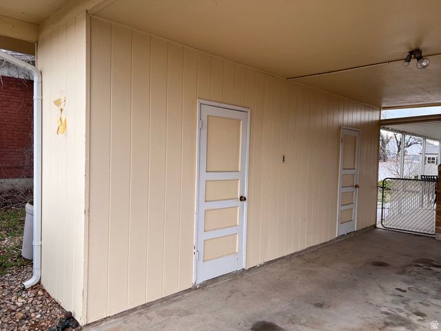 129 W 2200 N, Sunset, UT 84015