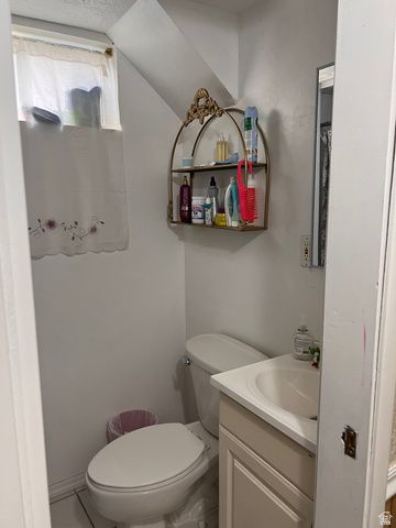 129 W 2200 N, Sunset, UT 84015