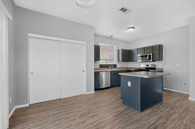 3010 Flint Axe Street SW, Albuquerque, NM 87121