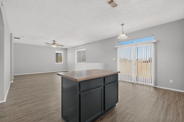 3010 Flint Axe Street SW, Albuquerque, NM 87121