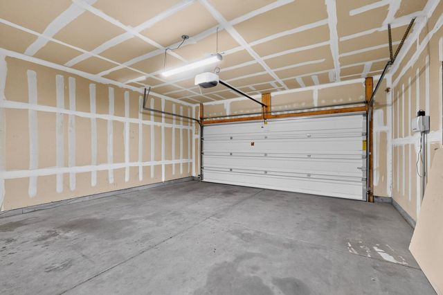 3010 Flint Axe Street SW, Albuquerque, NM 87121