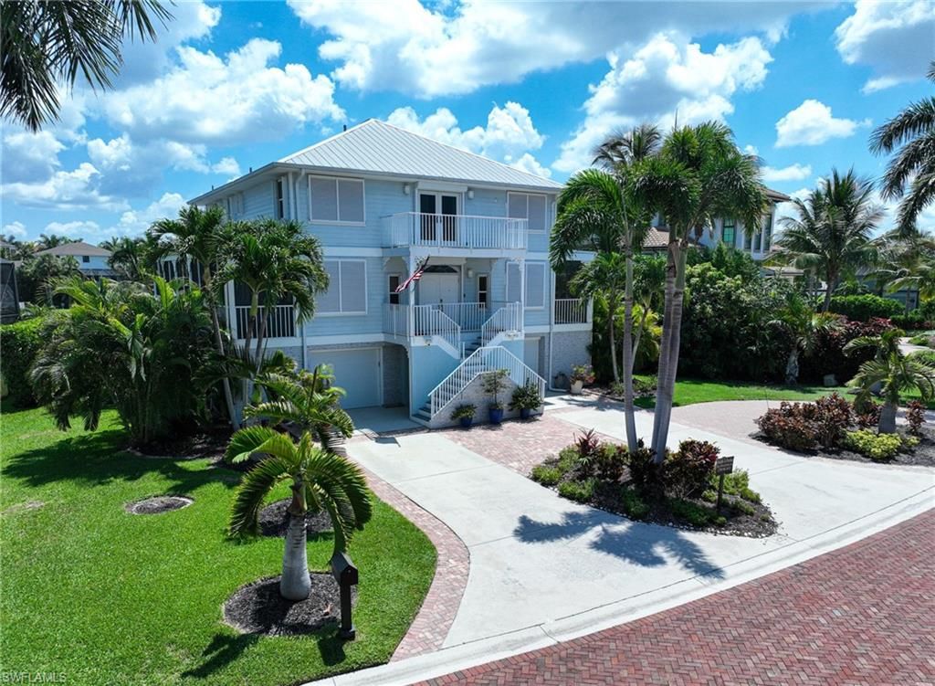 200 Topanga DR, BONITA SPRINGS, FL 34134 — photo 3