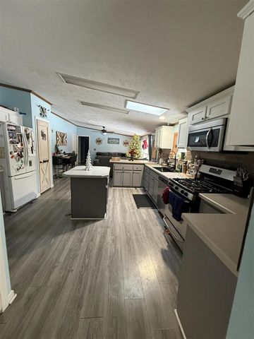 3766 Abbottsford Road, Update, MI 48049